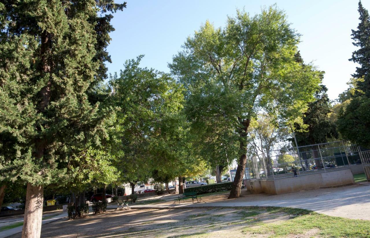 Apartman Roza Omis Bagian luar foto